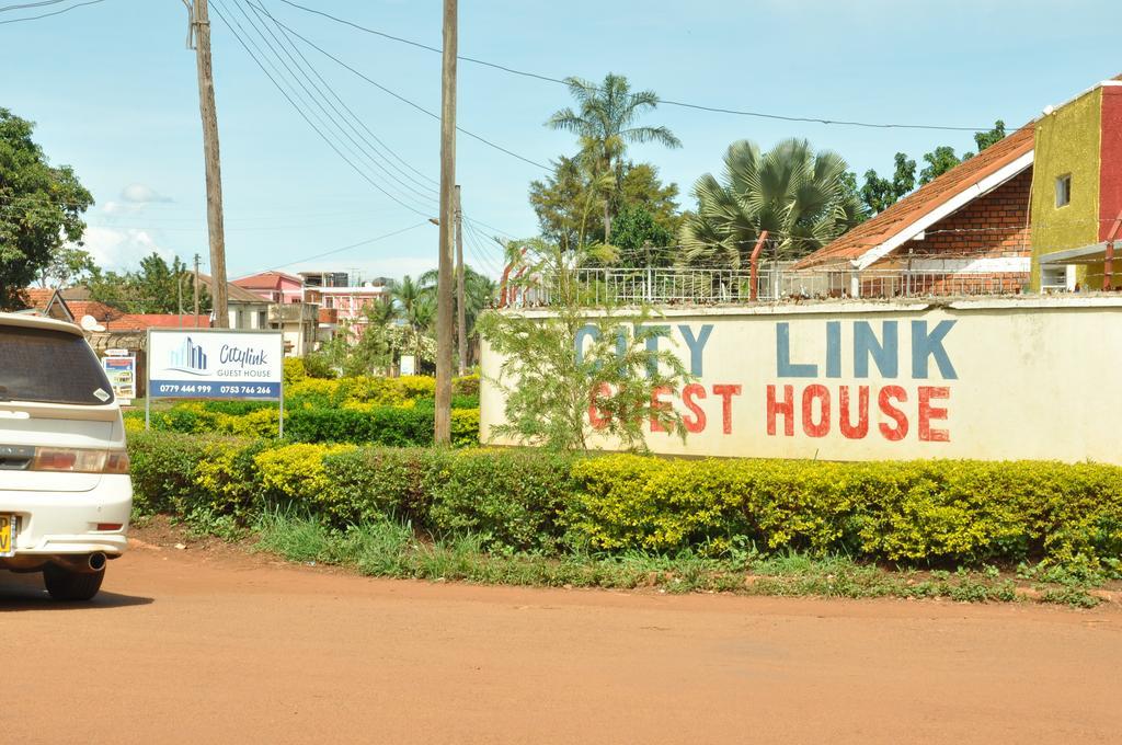 Citylink Hotell Jinja Exteriör bild
